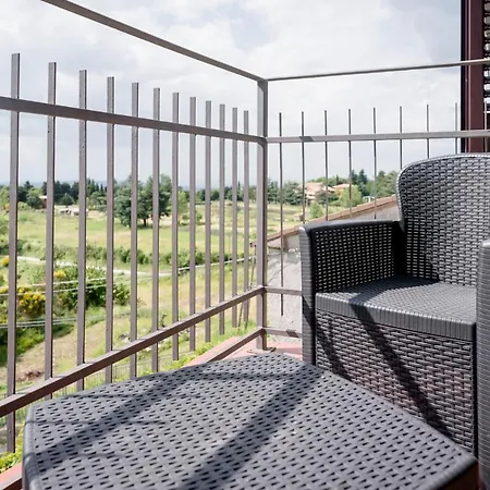 Hotel La Scottiglia E Ristorante 2*