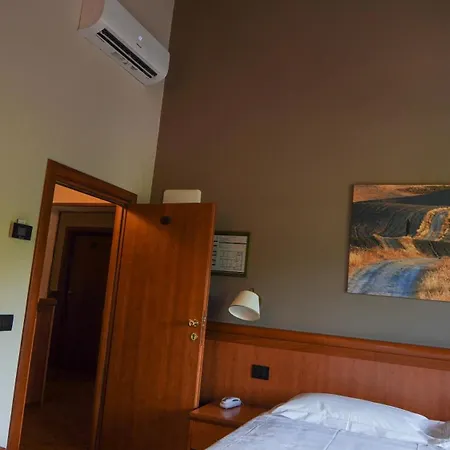 Hotel La Scottiglia 2*