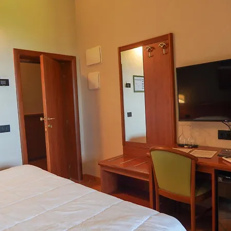 Hotel La Scottiglia Seggiano